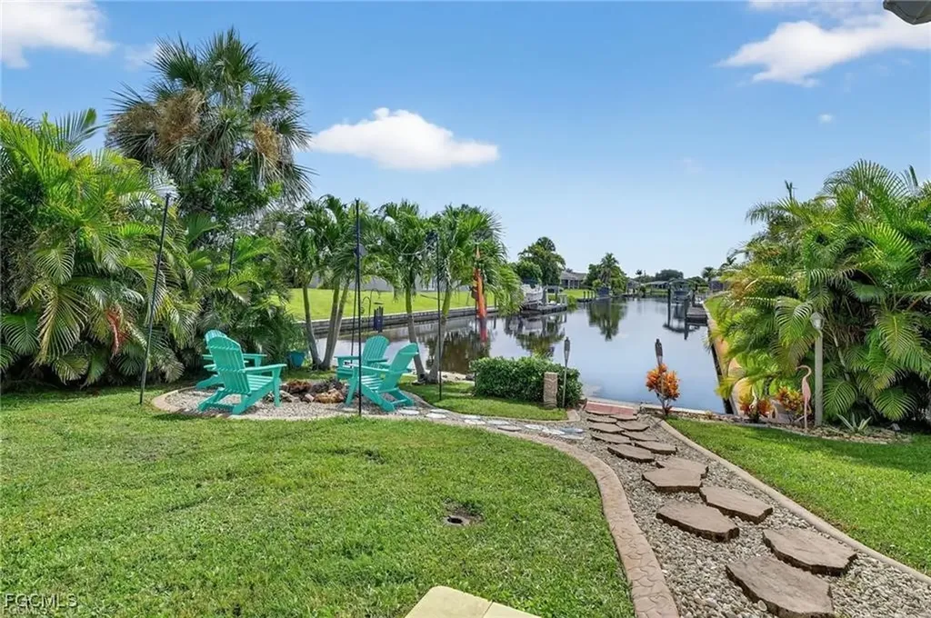 4638 Vinsetta Avenue North Fort Myers FL 33903