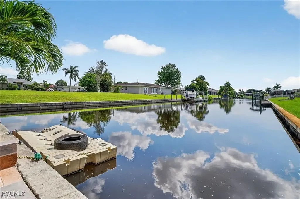 4638 Vinsetta Avenue North Fort Myers FL 33903