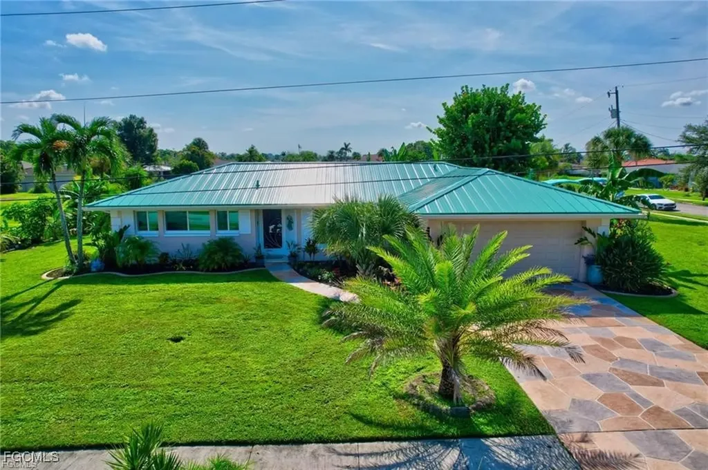 4638 Vinsetta Avenue North Fort Myers FL 33903