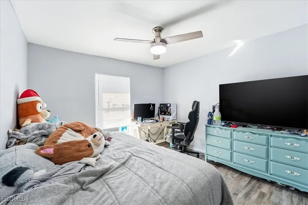 2625 NE 19th Place Cape Coral FL 33909