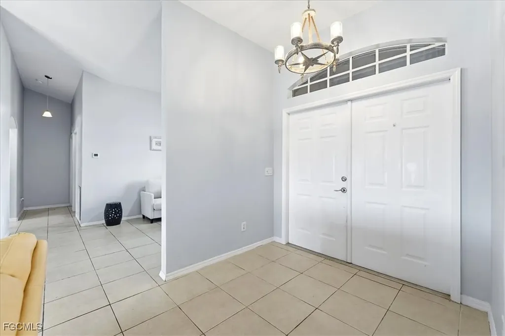 2625 NE 19th Place Cape Coral FL 33909