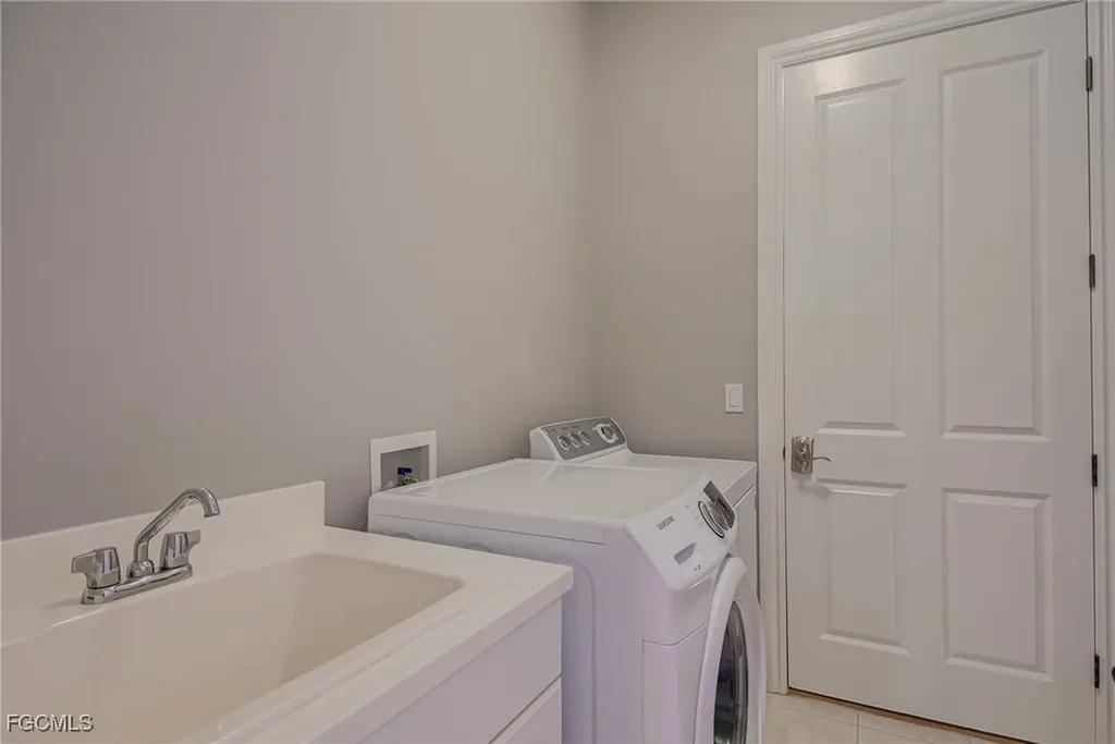 8332 Provencia Court Fort Myers FL 33912