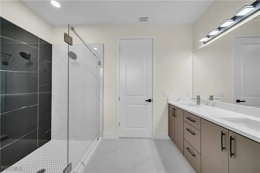 2902 4th Street SW Lehigh Acres FL 33976
