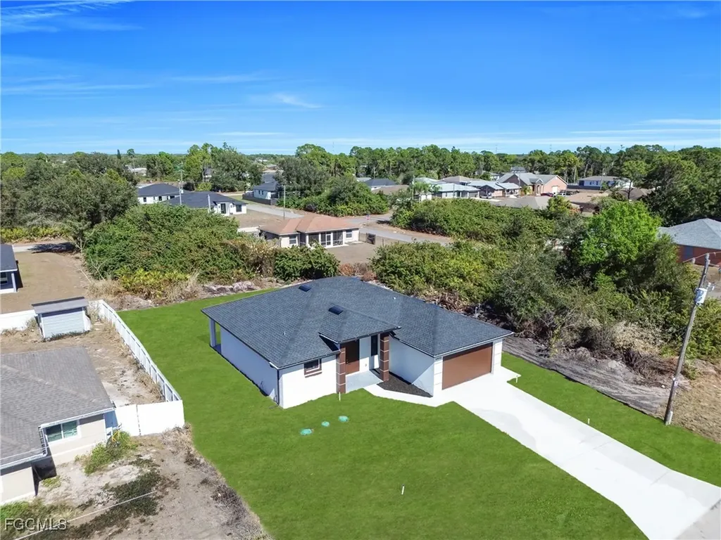 2902 4th Street SW Lehigh Acres FL 33976