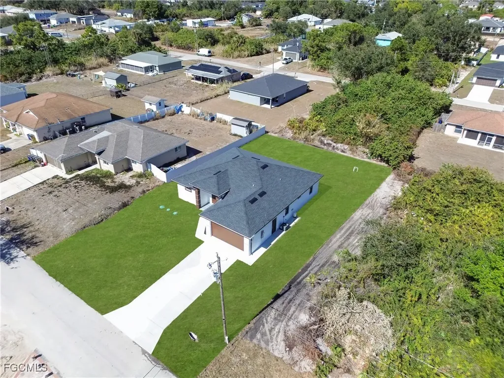 2902 4th Street SW Lehigh Acres FL 33976