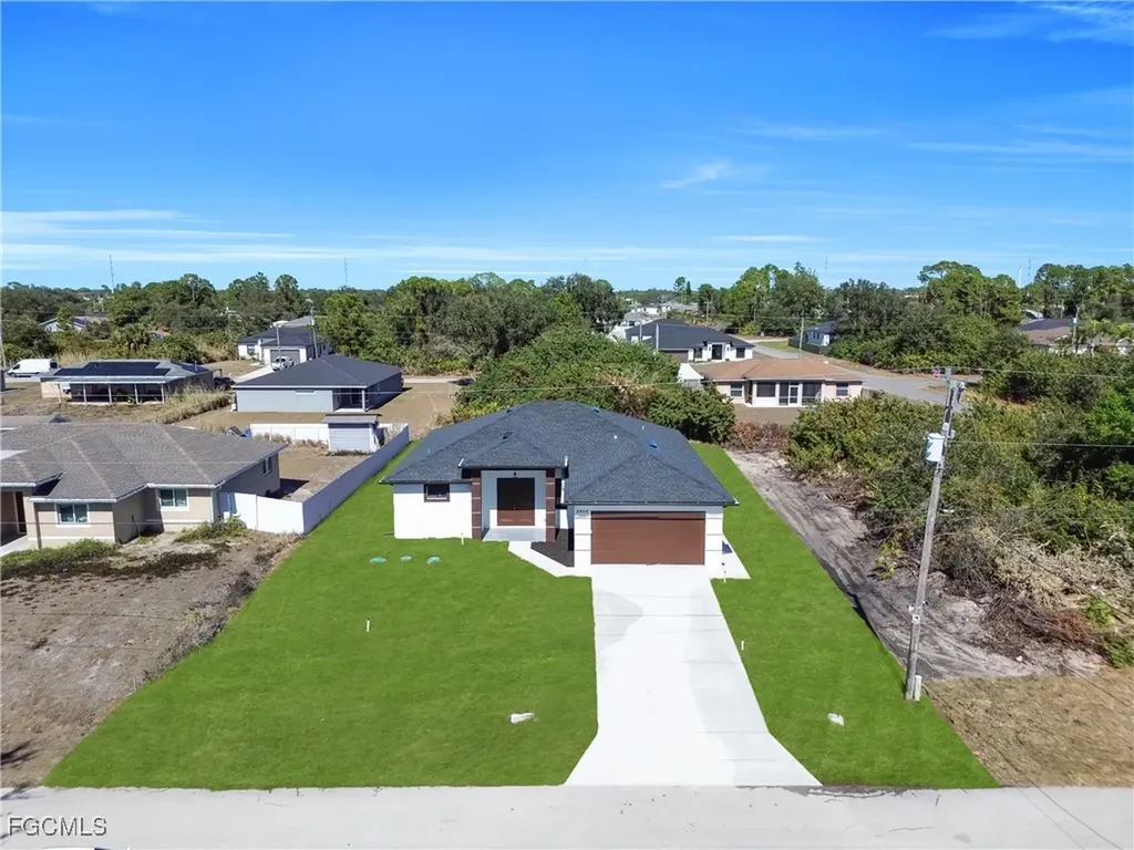 2902 4th Street SW Lehigh Acres FL 33976