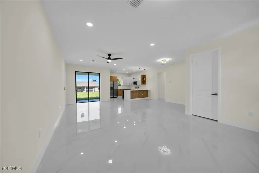 2902 4th Street SW Lehigh Acres FL 33976