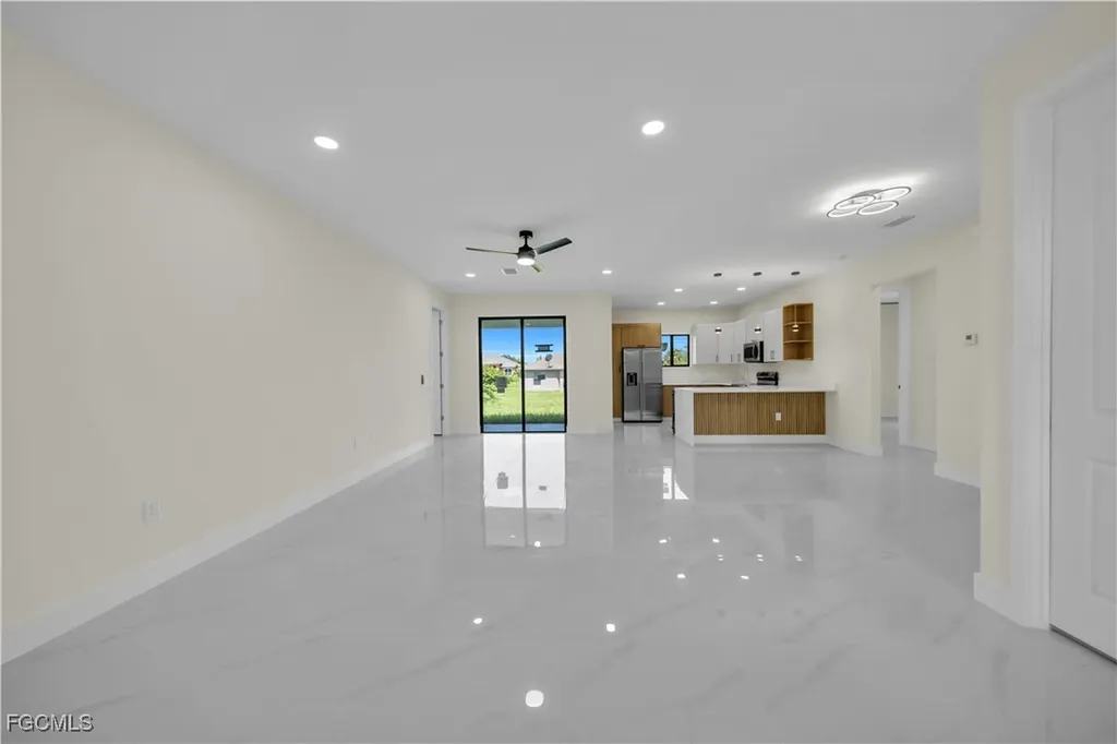 2902 4th Street SW Lehigh Acres FL 33976