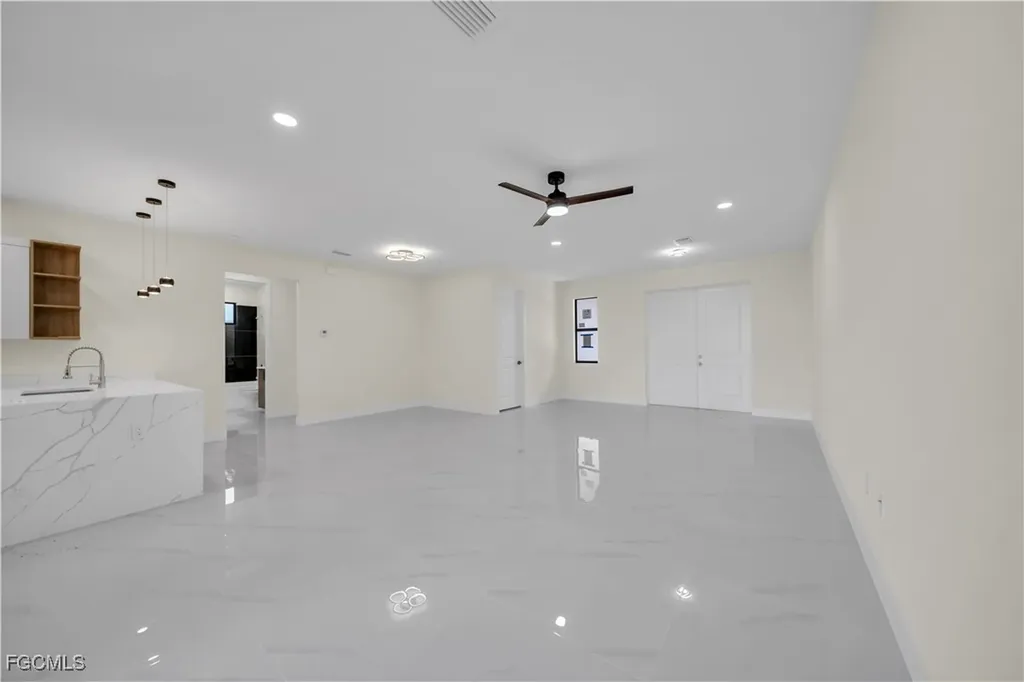 2902 4th Street SW Lehigh Acres FL 33976