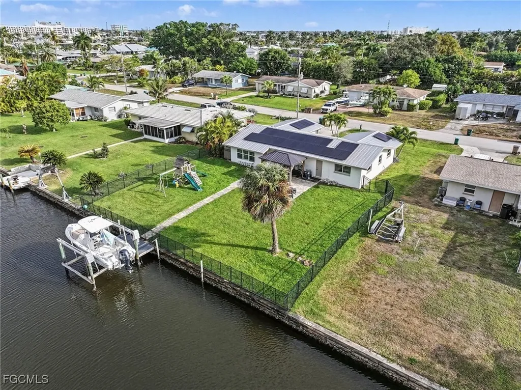 5220 Tower Drive Cape Coral FL 33904