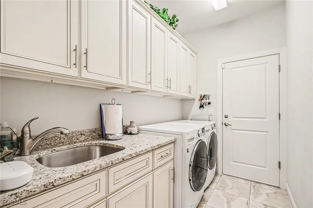 4621 SW 17th Place Cape Coral FL 33914