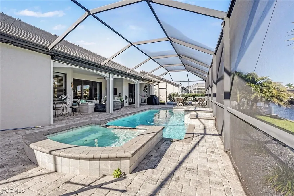 4621 SW 17th Place Cape Coral FL 33914