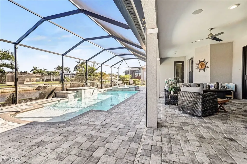 4621 SW 17th Place Cape Coral FL 33914