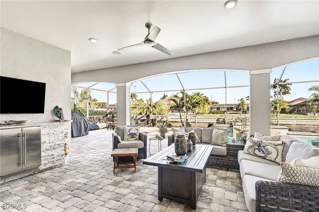 4621 SW 17th Place Cape Coral FL 33914