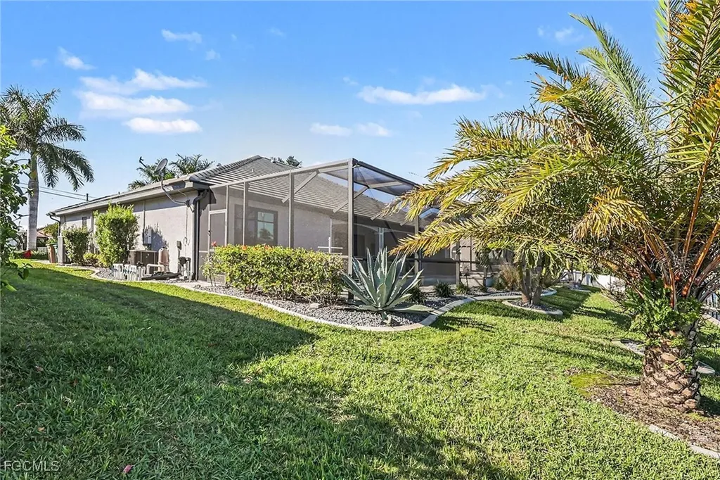 4621 SW 17th Place Cape Coral FL 33914