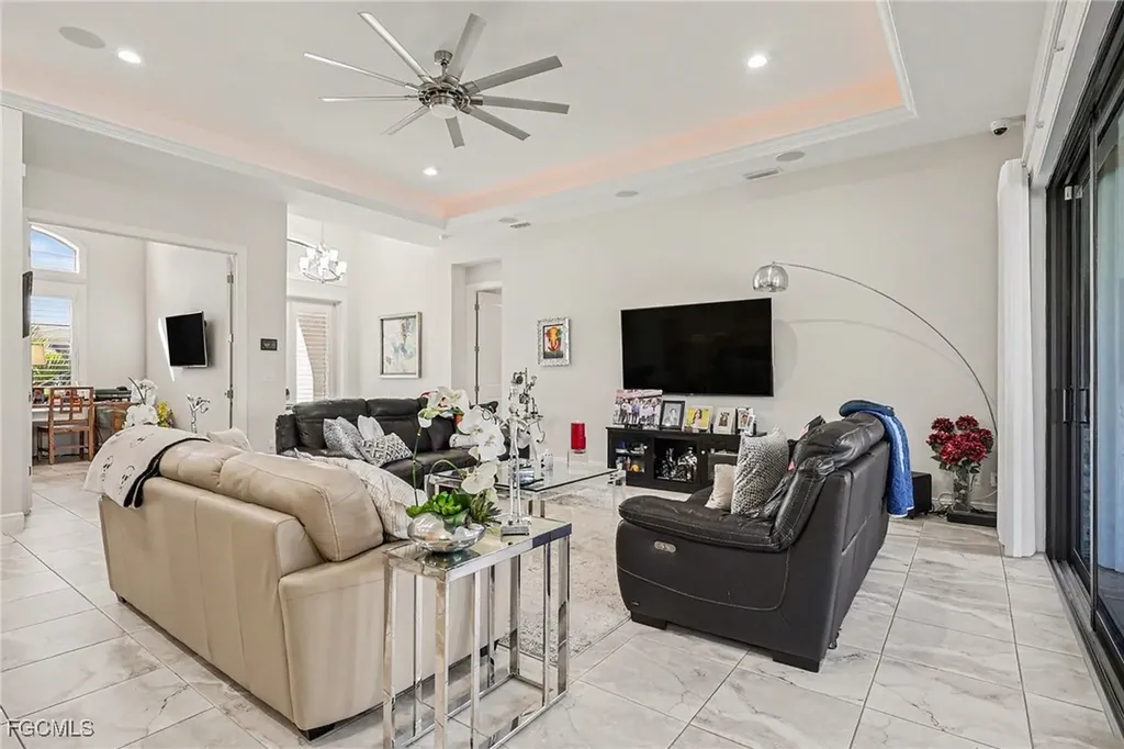 4621 SW 17th Place Cape Coral FL 33914