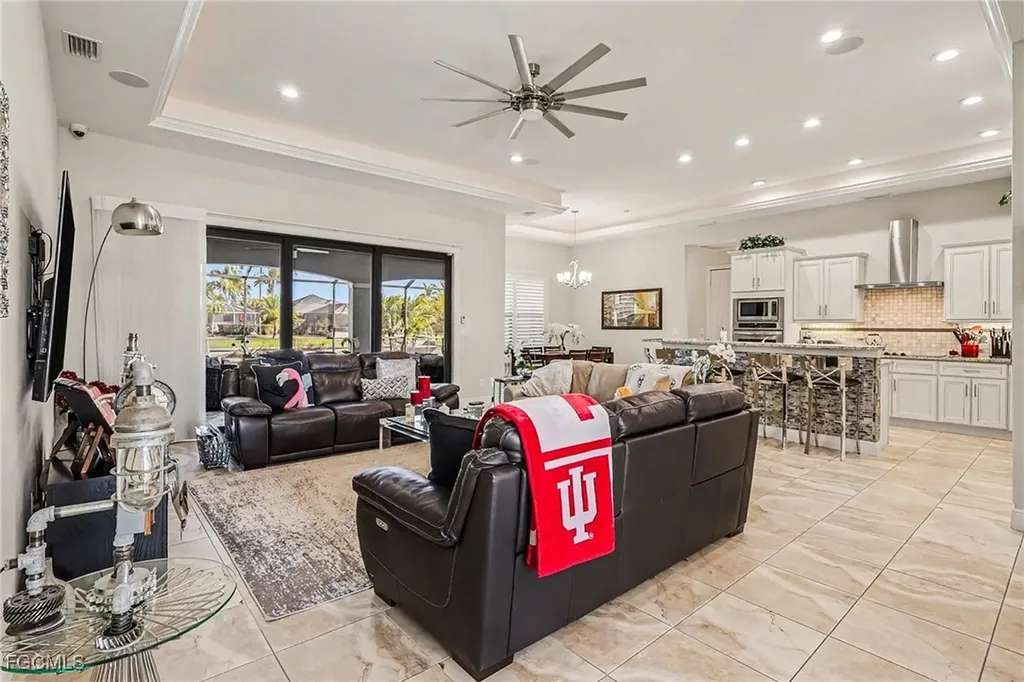 4621 SW 17th Place Cape Coral FL 33914