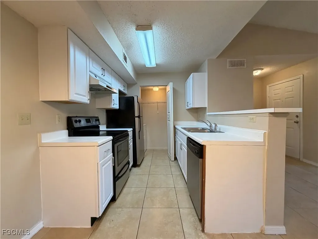 12561 Equestrian Circle Fort Myers FL 33907