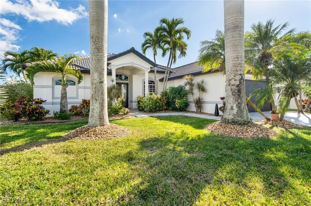 2814 SW 30th Street Cape Coral FL 33914