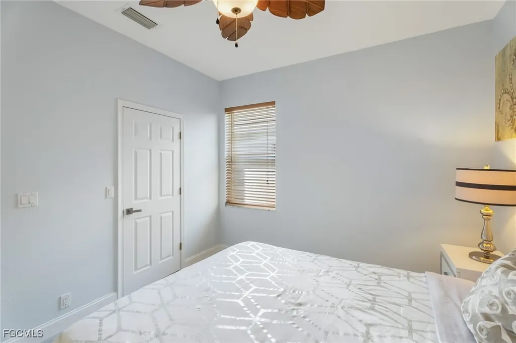 2814 SW 30th Street Cape Coral FL 33914