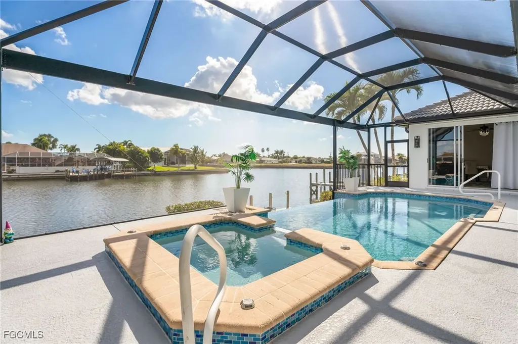 2814 SW 30th Street Cape Coral FL 33914