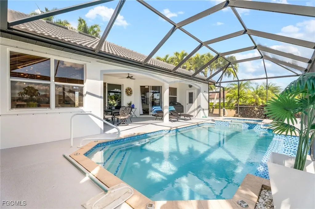 2814 SW 30th Street Cape Coral FL 33914