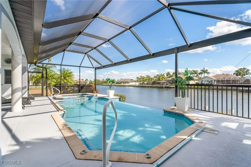 2814 SW 30th Street Cape Coral FL 33914