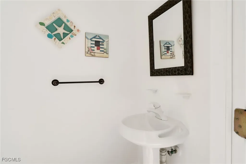 2814 SW 30th Street Cape Coral FL 33914