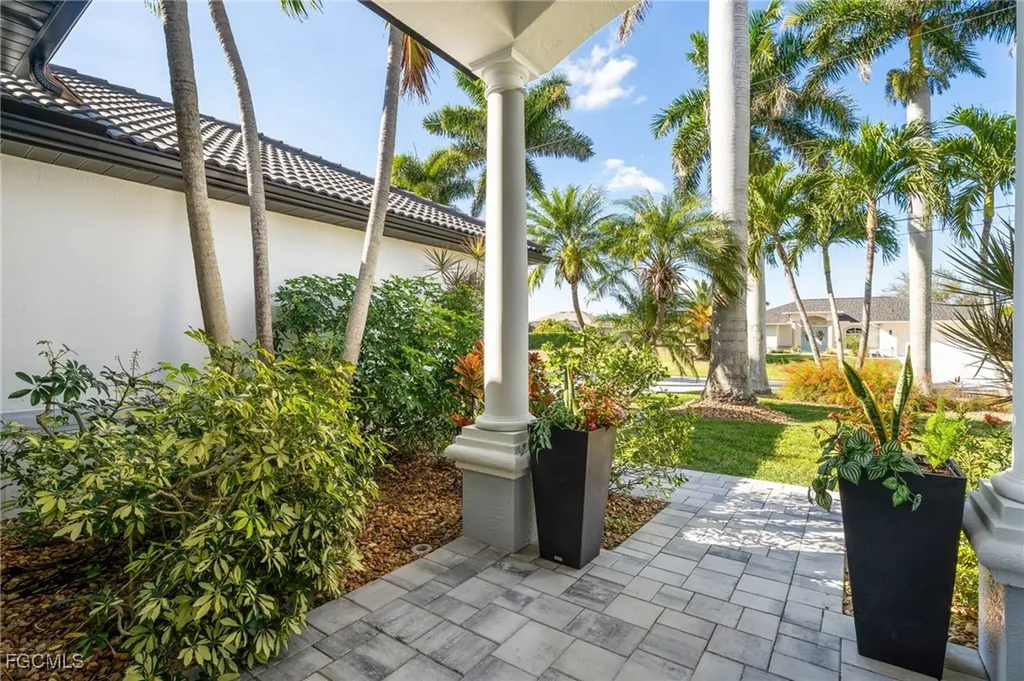 2814 SW 30th Street Cape Coral FL 33914