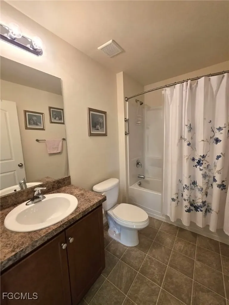 2217 SW 3rd Avenue Cape Coral FL 33991