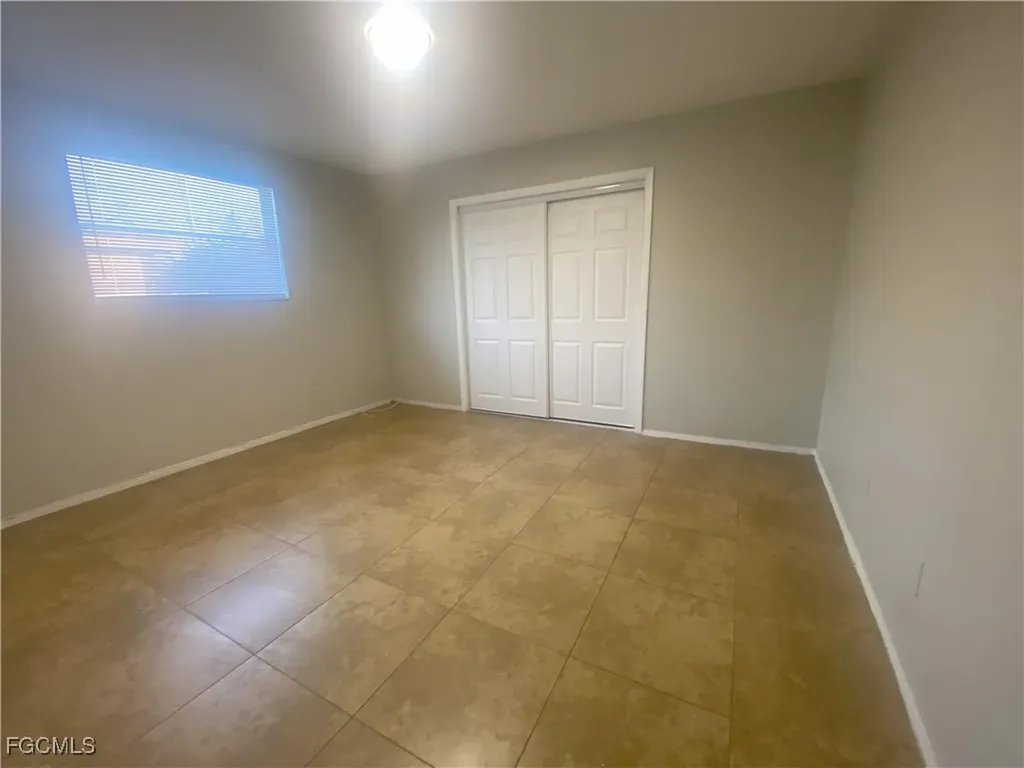 12607 1st Street Fort Myers FL 33905