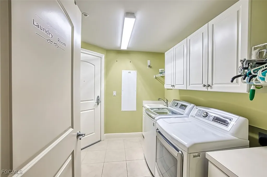 2104 W 1st Street Fort Myers FL 33901