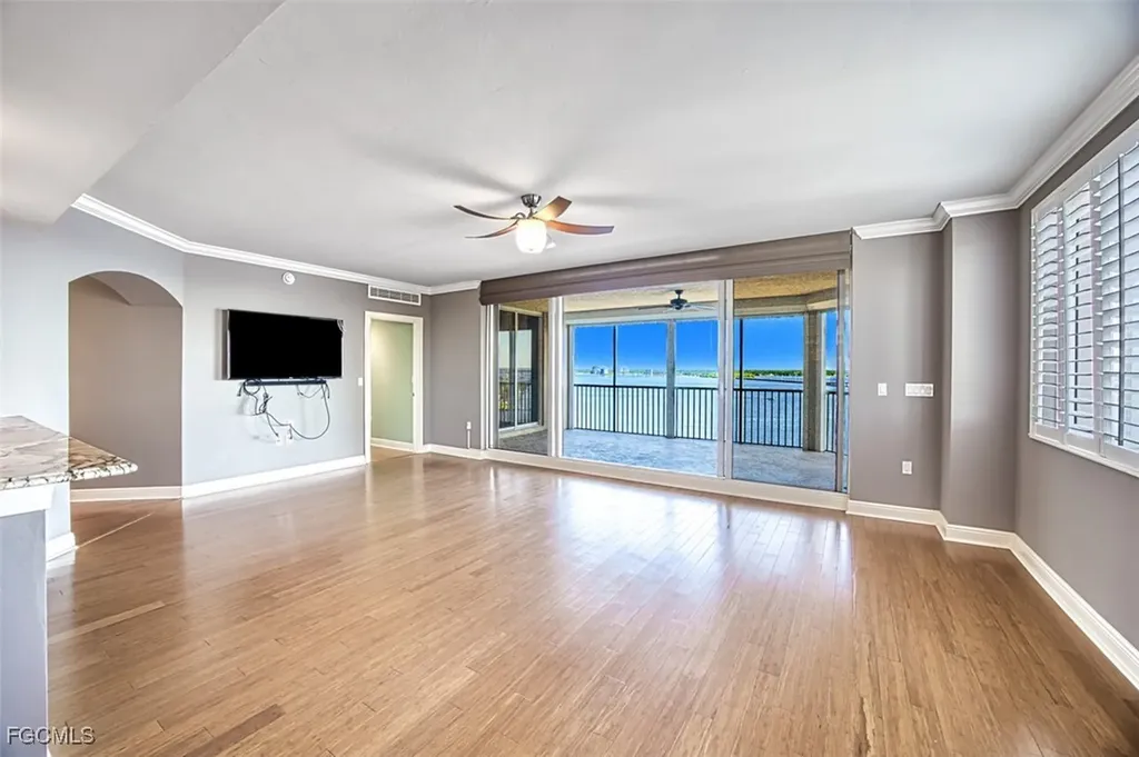2104 W 1st Street Fort Myers FL 33901