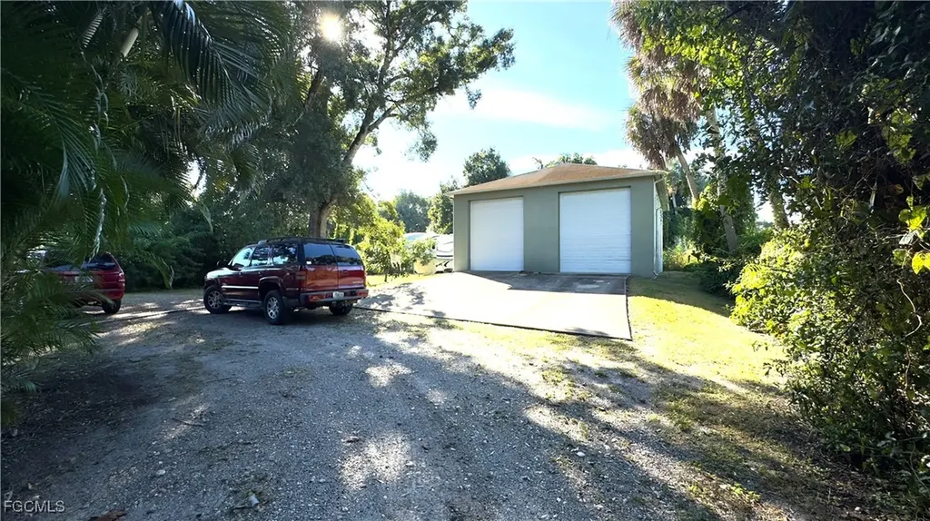 253 W Mariana Avenue North Fort Myers FL 33903