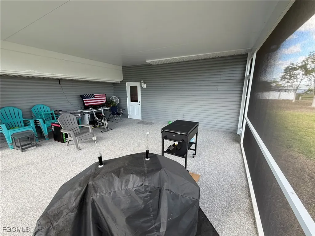 2113 NW 22nd Avenue Cape Coral FL 33993