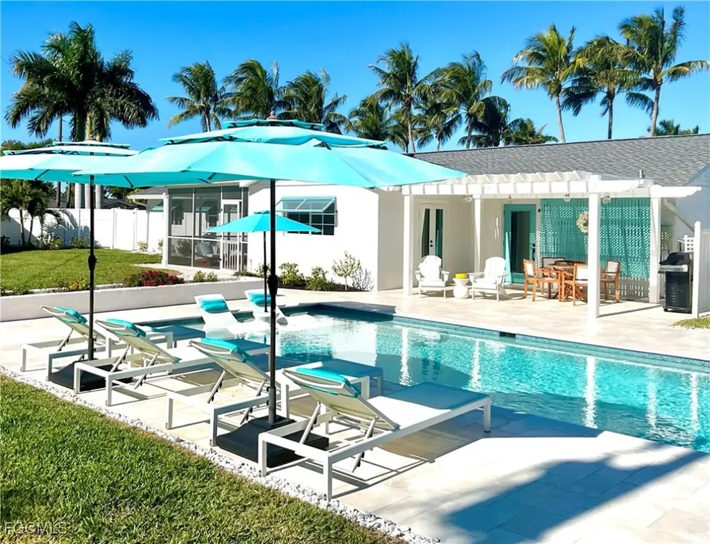 1086 N Town And River Drive Fort Myers FL 33919