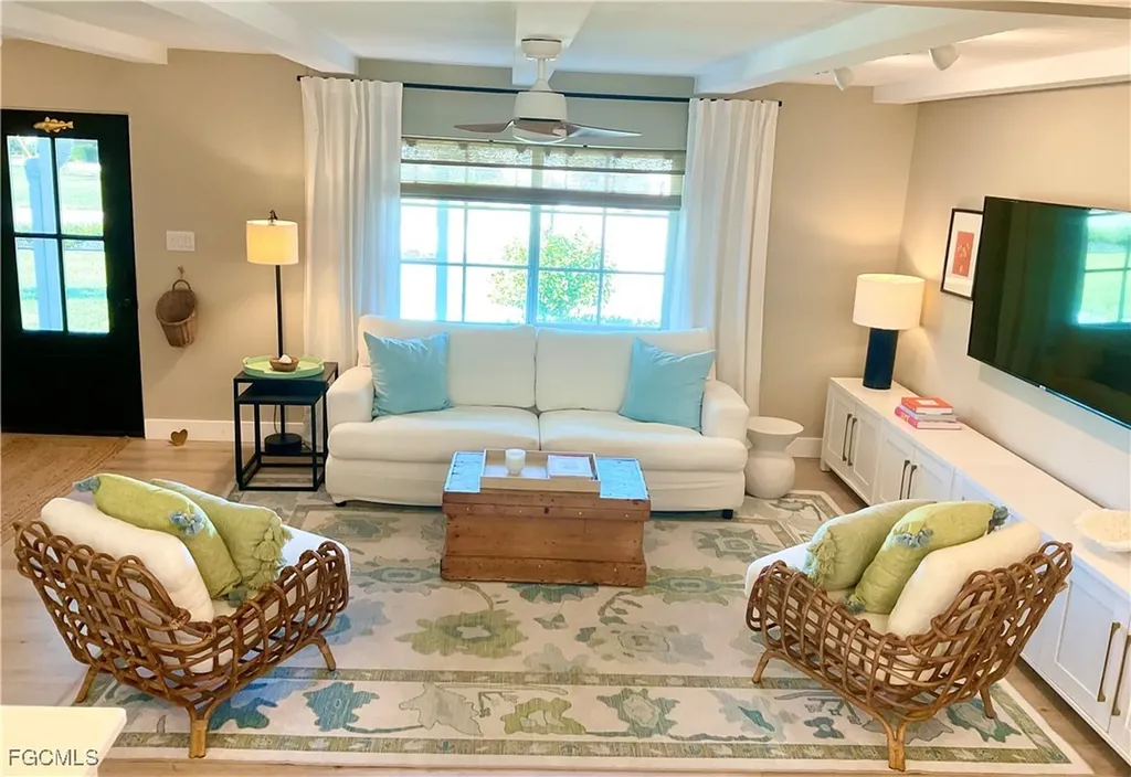 1086 N Town And River Drive Fort Myers FL 33919