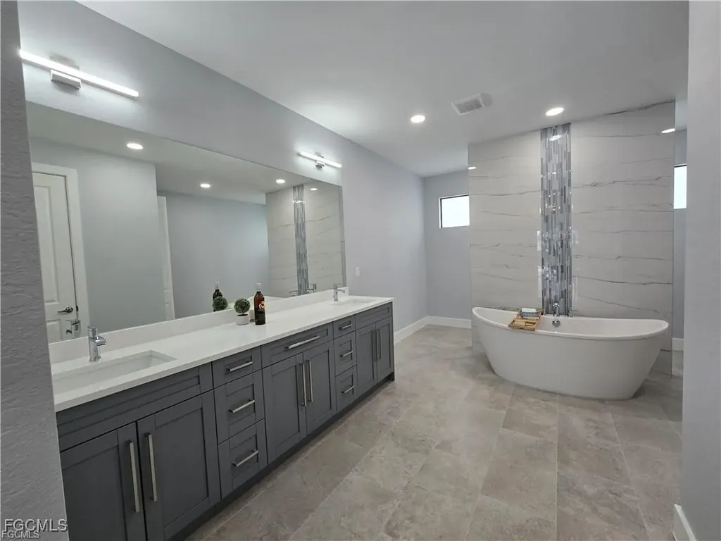 503 SW 26th Avenue Cape Coral FL 33991
