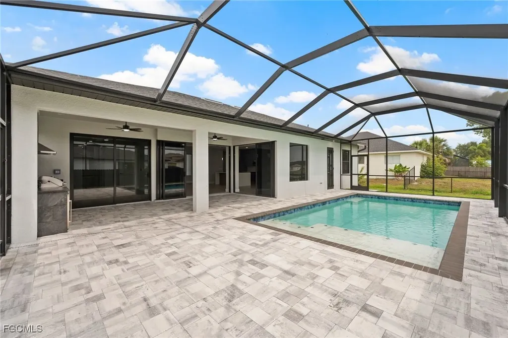 503 SW 26th Avenue Cape Coral FL 33991