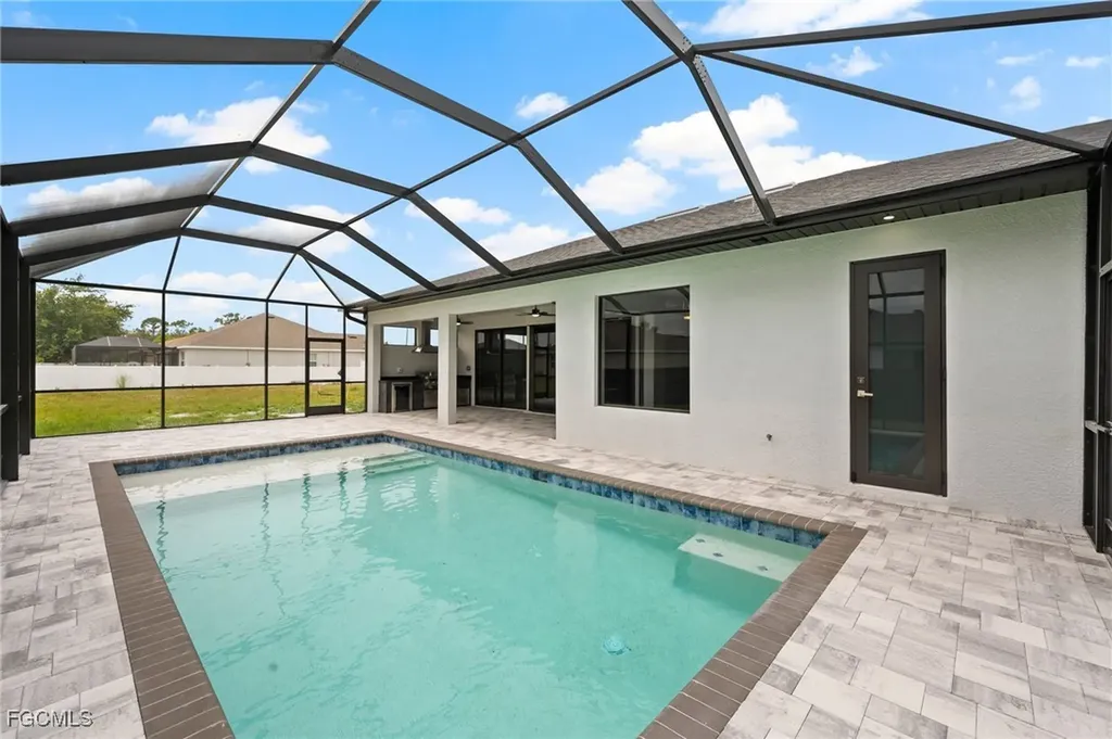 503 SW 26th Avenue Cape Coral FL 33991