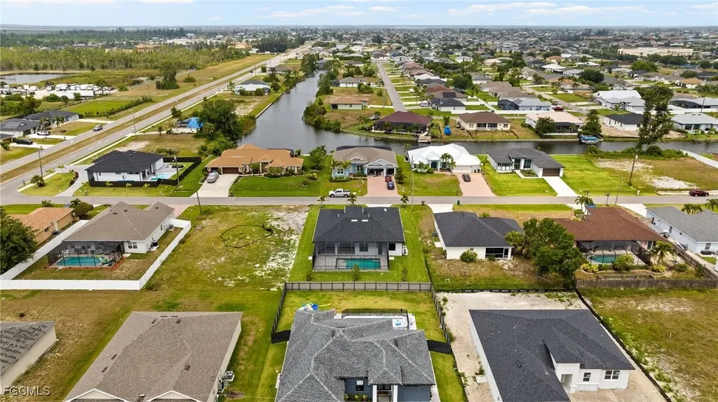 503 SW 26th Avenue Cape Coral FL 33991