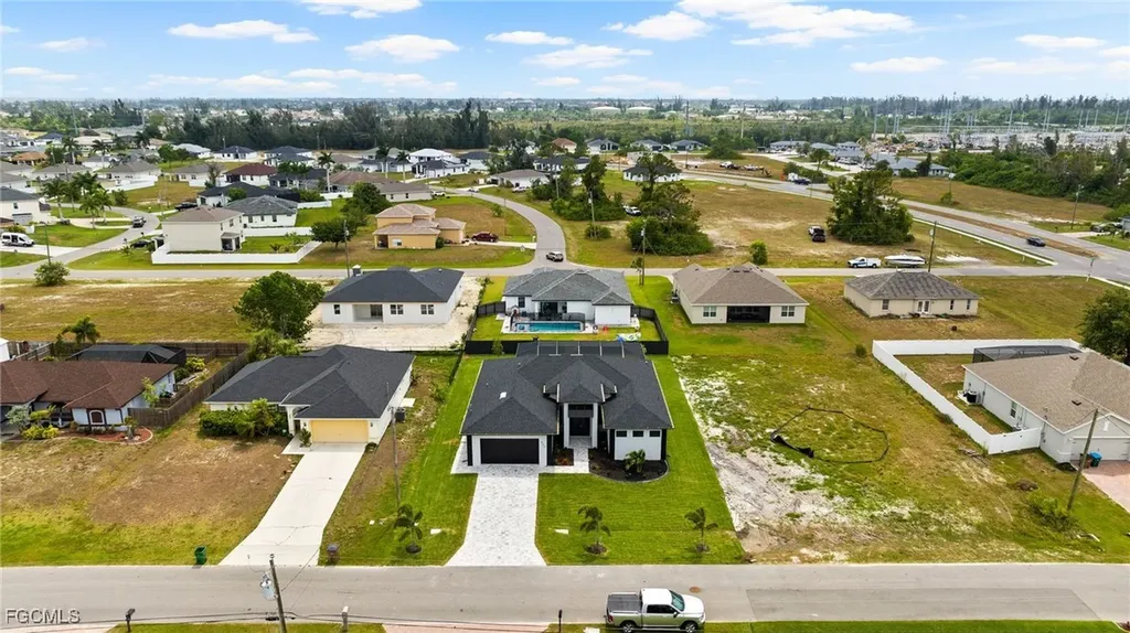503 SW 26th Avenue Cape Coral FL 33991