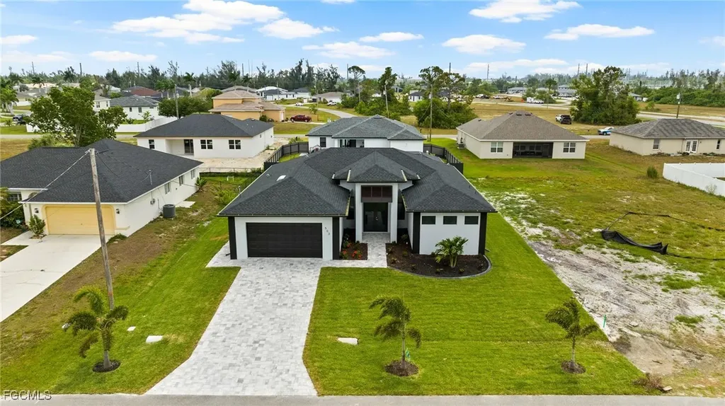 503 SW 26th Avenue Cape Coral FL 33991