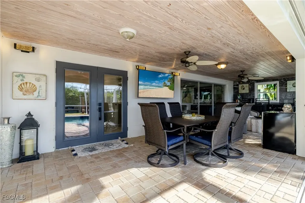 2579 Eighth Avenue St. James City FL 33956