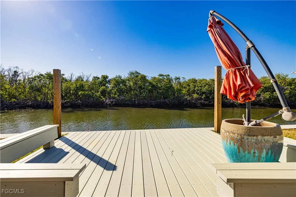 2579 Eighth Avenue St. James City FL 33956