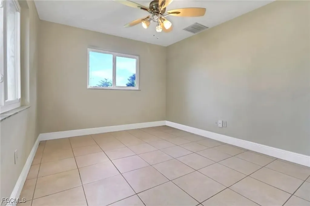 601 SE 31st Street Cape Coral FL 33904