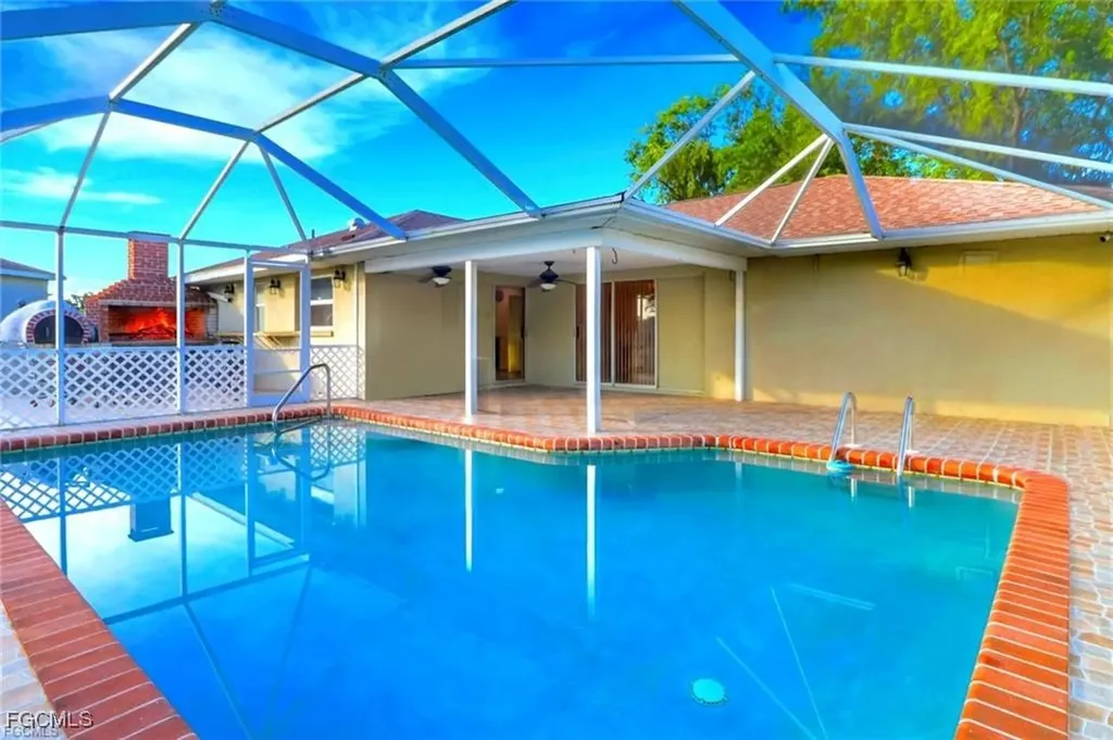 601 SE 31st Street Cape Coral FL 33904