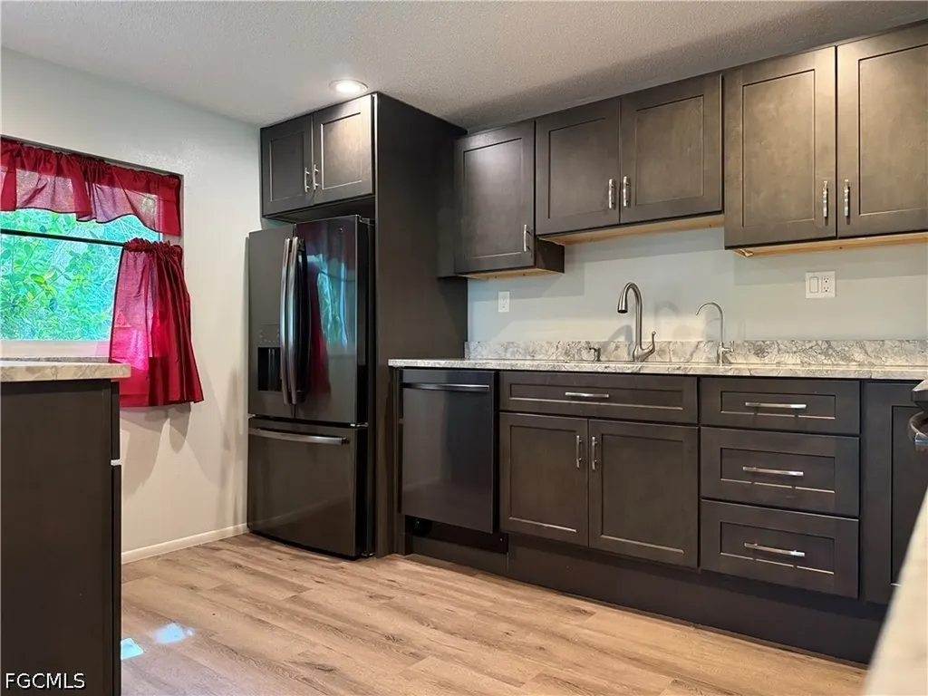 3510 SE 2nd Avenue Cape Coral FL 33904