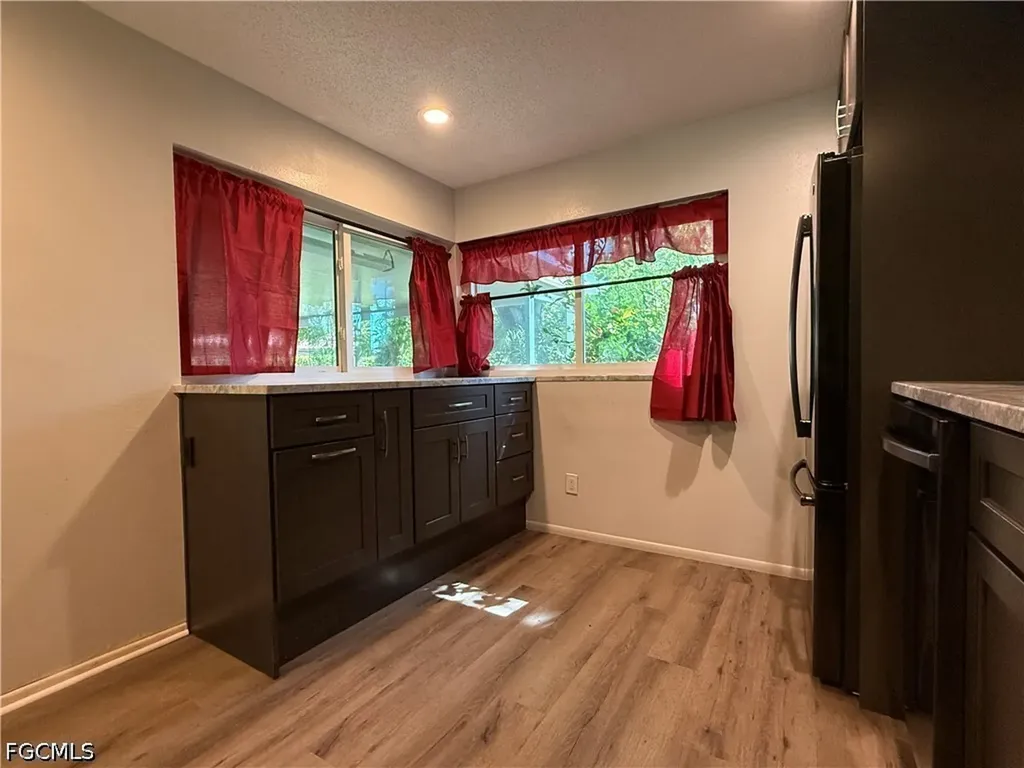 3510 SE 2nd Avenue Cape Coral FL 33904