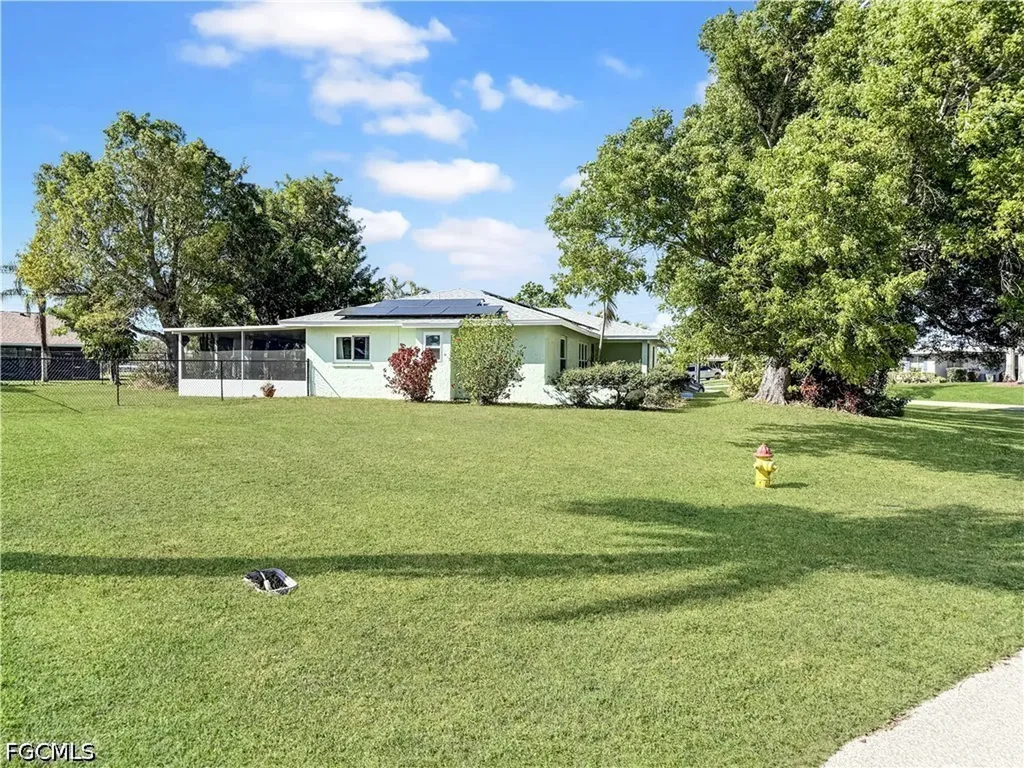 3510 SE 2nd Avenue Cape Coral FL 33904